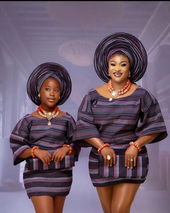 aso oke mum and daughter matching outfit
